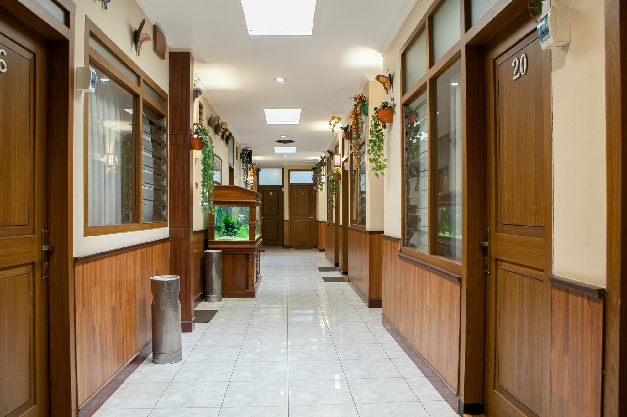 Reddoorz Plus Near Riau Street Bandung Exterior foto